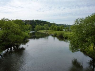 Fulda von der Bruecke Breitenbach flussabwaerts.JPG