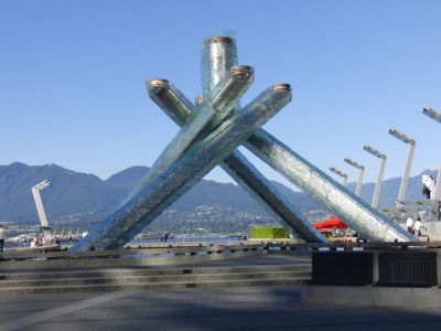 156-Vancouver-Hier brannte die olympische Flamme.jpg
