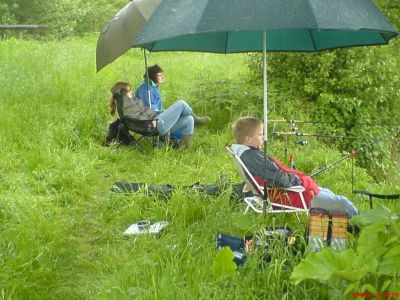 Stadtteich 3 beim Familienangeln 2010 (4).JPG