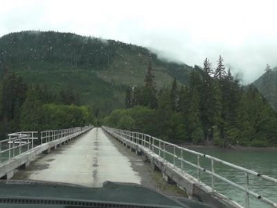 80-Auf dem Weg zur Kitwangamuendung-Bruecke ueber den Skeena.jpg